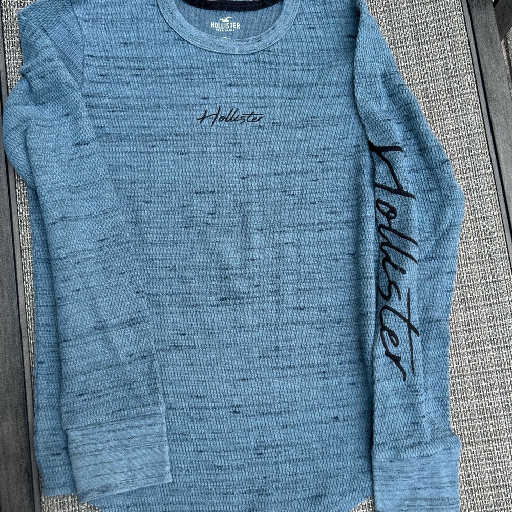 Hollister blue waffle long sleeved shirt - Picture 1 of 4